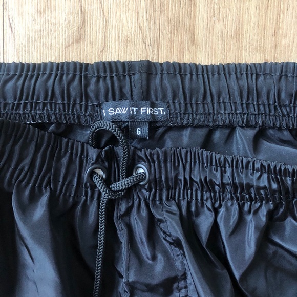 I SAW IT FIRST black cargo pants us 4 - Picture 2 of 4